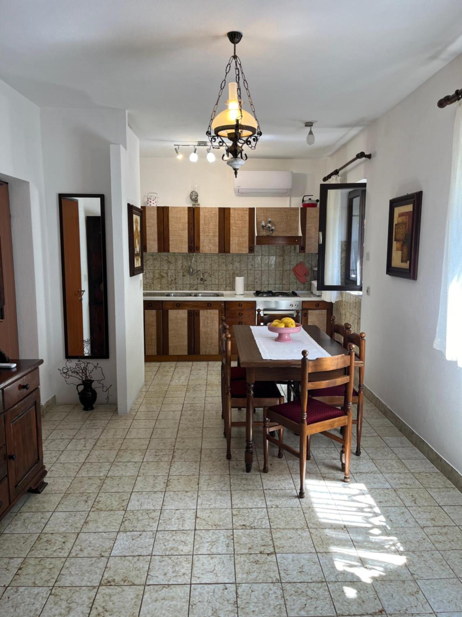 סופטאר Apartman Mladenka מראה חיצוני תמונה